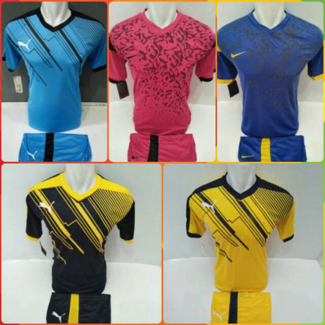 Setelan kostum futsal