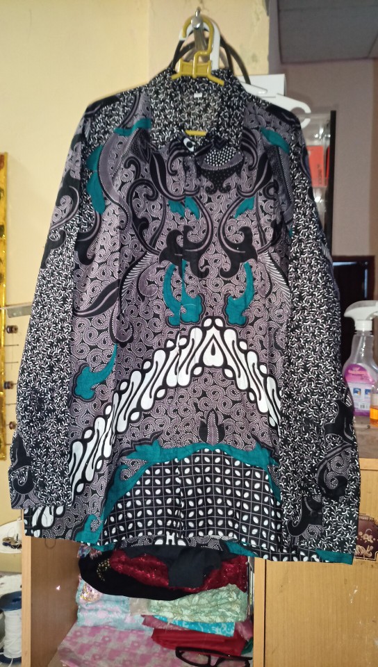 Kemeja Batik Pria Lengan Panjang (motif Amangkurat)