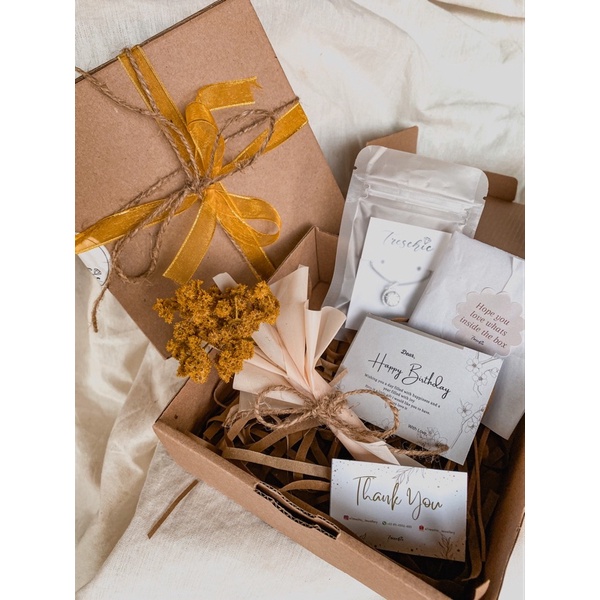 

Birthday/Special Occasion Package (Hadiah/kado Manado)