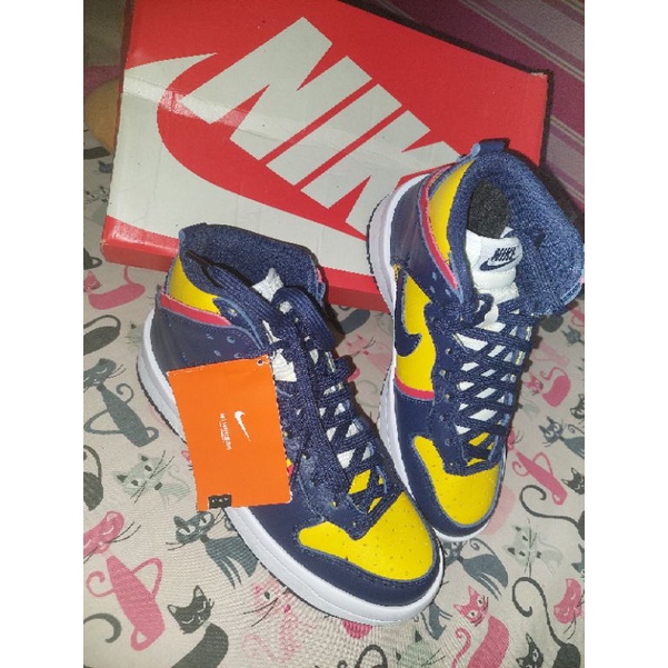 Nike Dunk High Up Woman