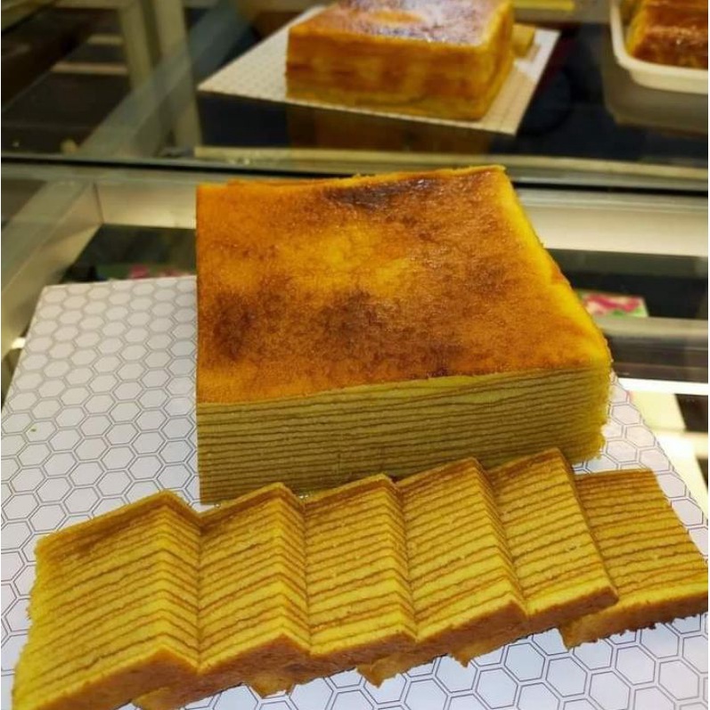 

KUE LAPIS LEGIT 16X16/KUE LAPIS JADUL/MAKANAN RINGAN/LAYER CAKE