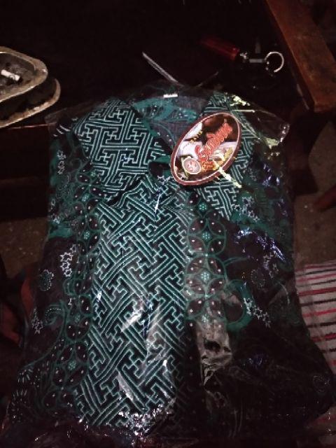 Kemeja Hem Batik Pria Candrakirana The Series