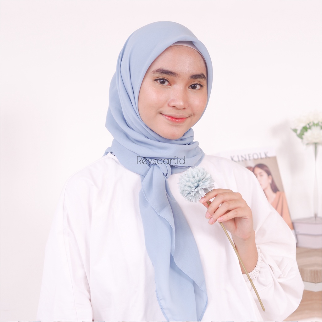 Bella Square Double Hycon By Reyscarf Premium Eksklusif Elegant Jahit Tepi Rapi Banyak Warna Luxury