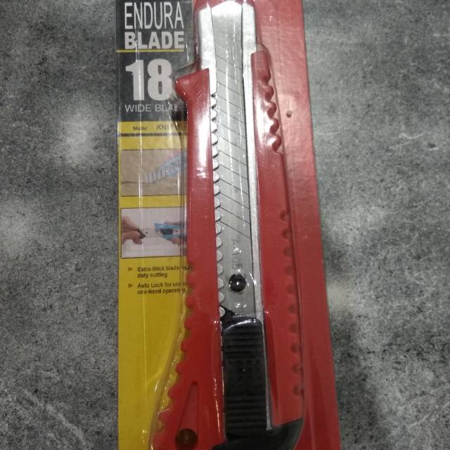 Cutter Besar Endura Blade 18 mmj wide blade Ukuran : 18 mm