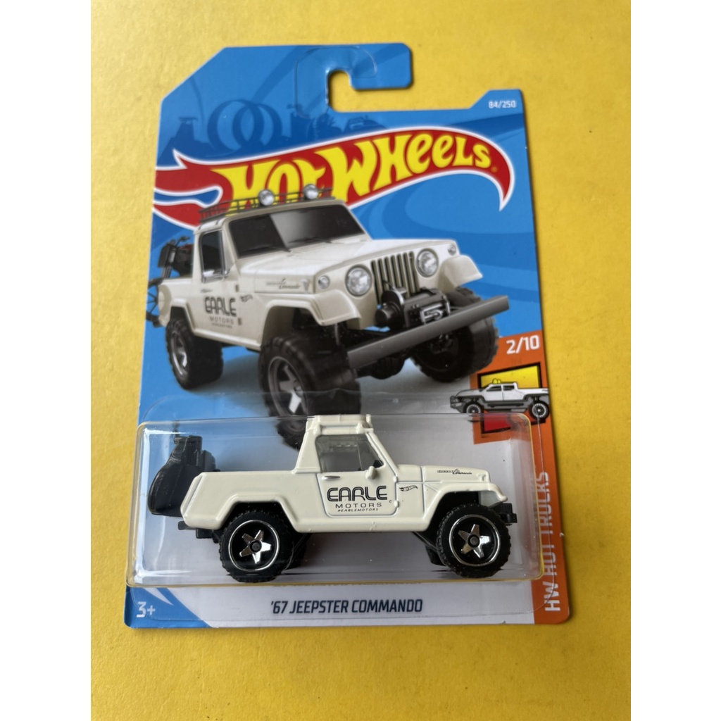 HOT WHEELS HOTWHEELS 67 JEEPSTER COMMANDO PUTIH HW HOT TRUCKS DIECAST MINIATUR MOBIL JEEP LANGKA