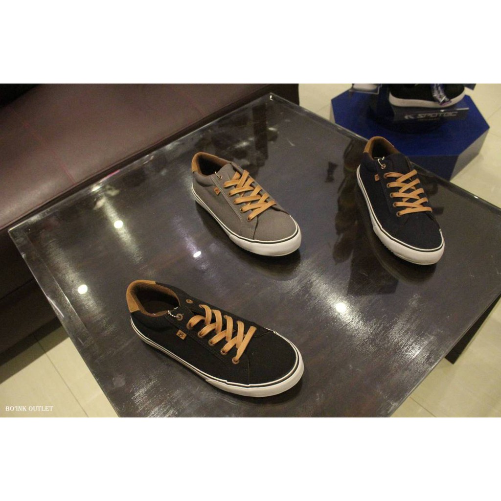 Sepatu patrobass isaac