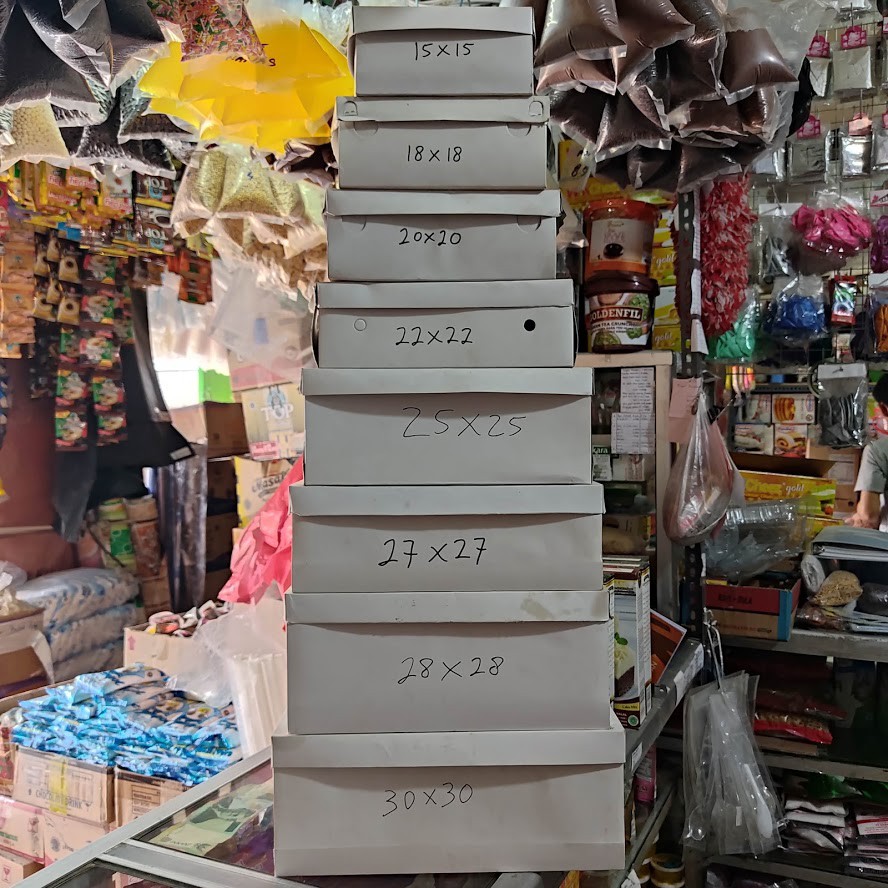 

Box Nasi / Dus Kotak Nasi Tebal Putih 18cm x 18cm