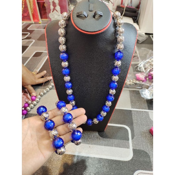 kalung koto gadang banyak pilihan warna.
