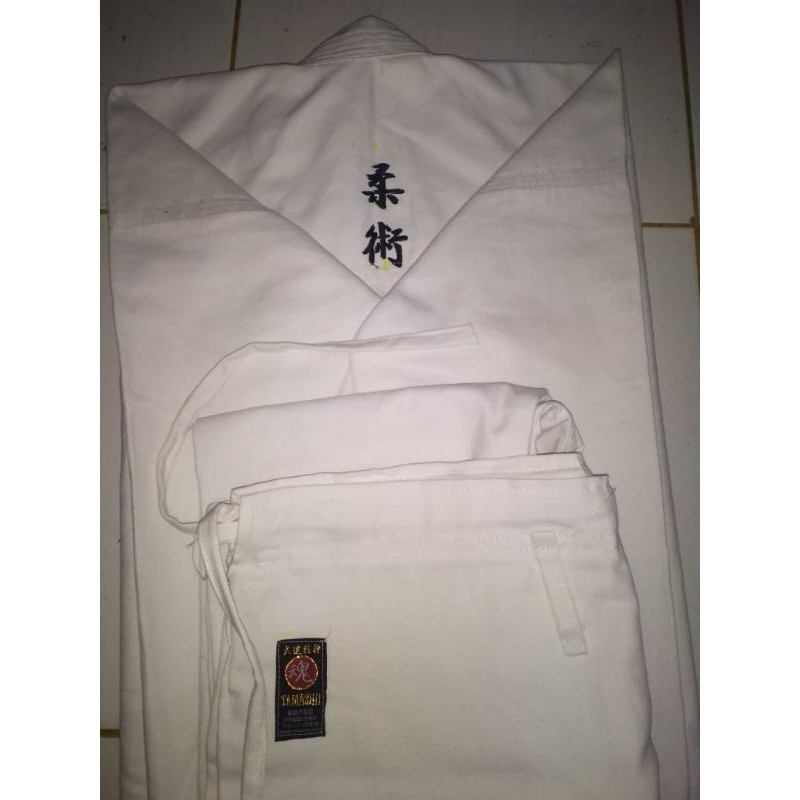 baju beladiri Jujitsu