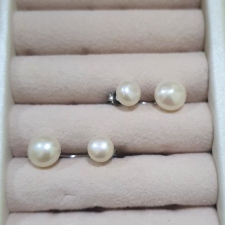 Anting mutiara dparis