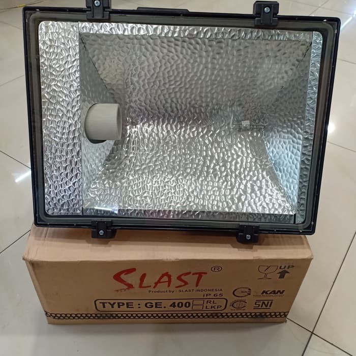 Kap Lampu Sorot Slast GE400