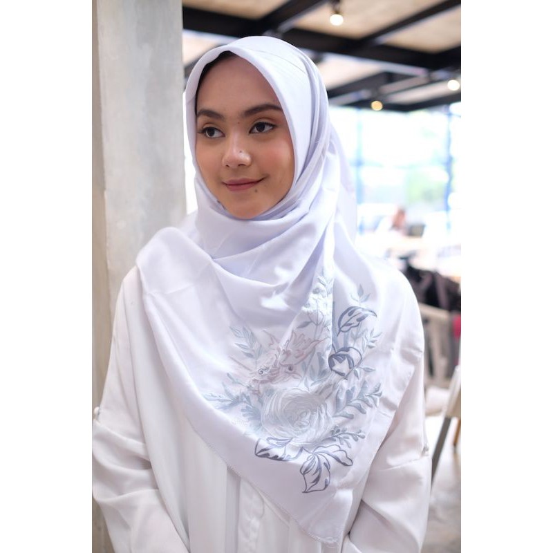 ROSE BIRD SCARF SILVER - JEDA