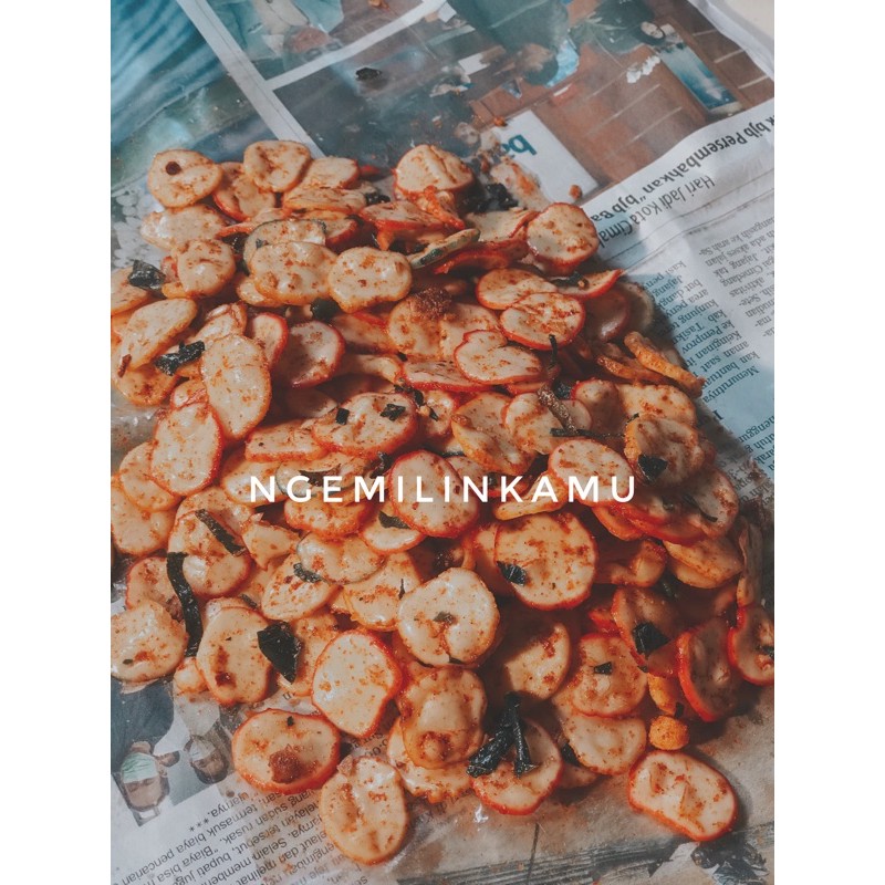 

KERUPUK SEBLAK PEDAS GURIH JERUK 150gr