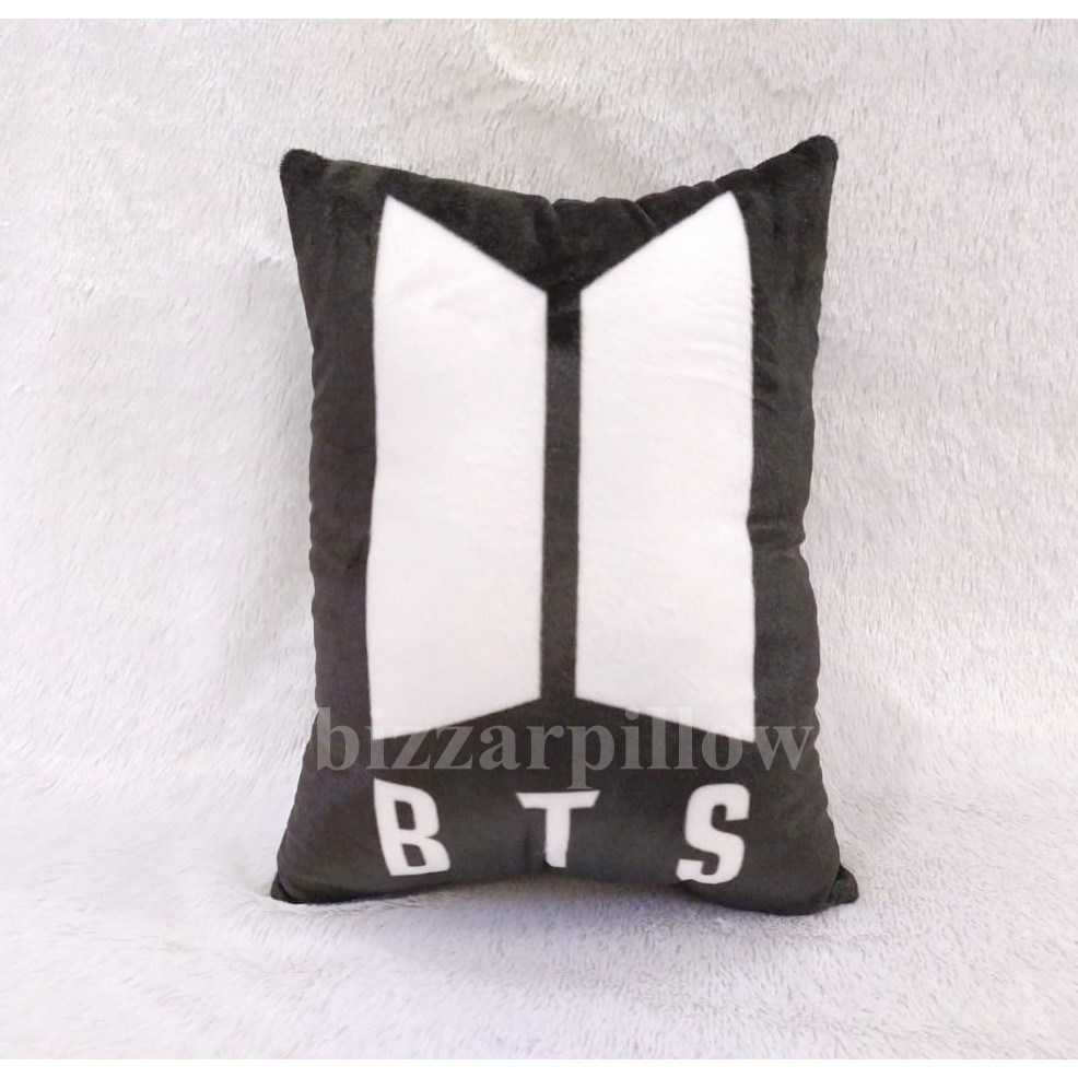 Bizzarpillow Bantal Foto Kpop Fullprint 30x40 cm BTS Blackpink BZ165