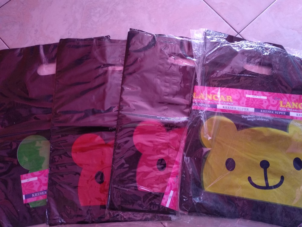 3 Pack Oval 25x36 Kantong Plastik / Kresek Teddy Bear