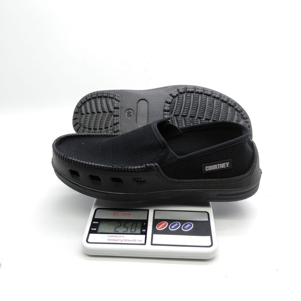 SEPATU PRIA DEWASA /COURTNEY