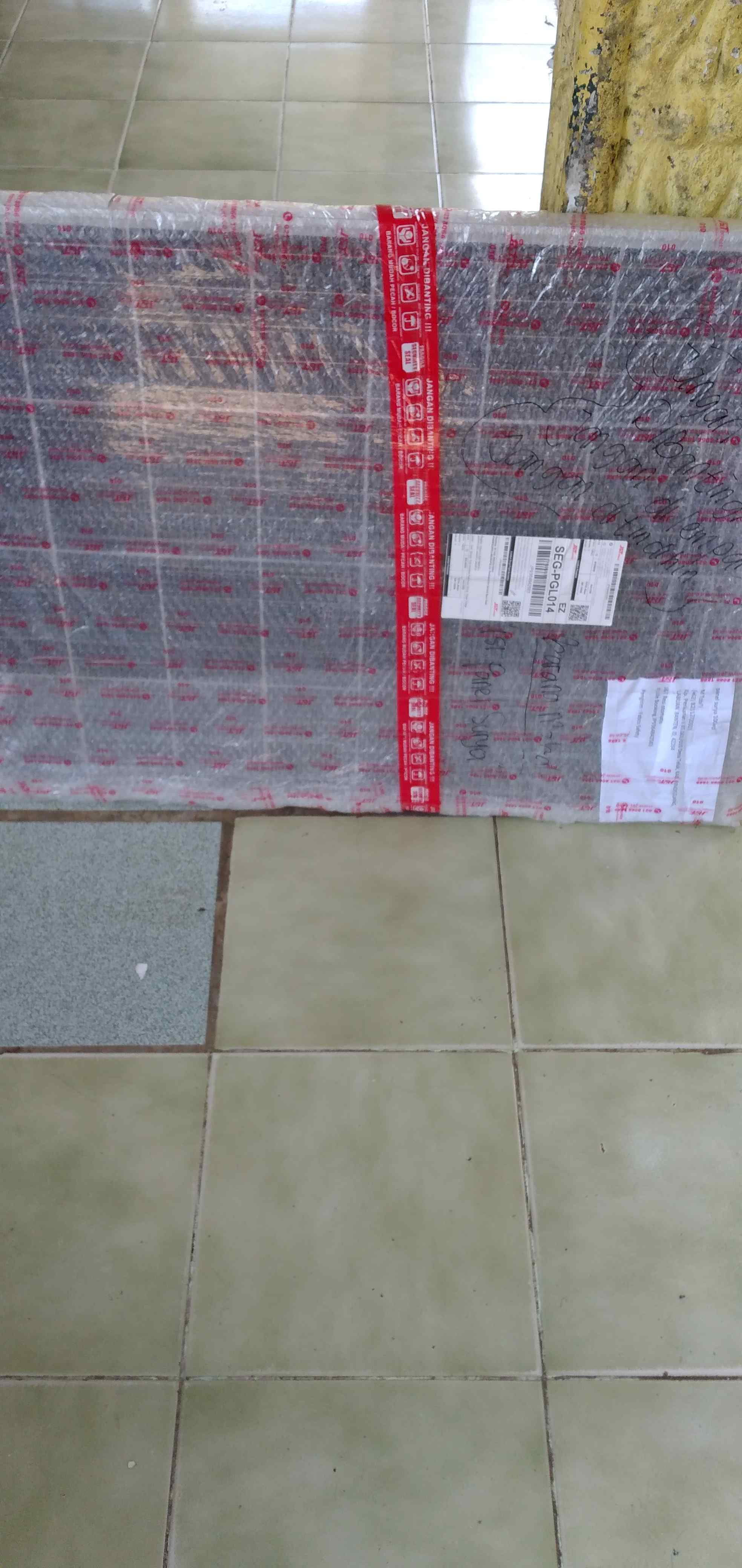 Poly Cristalline Panel Surya 100wp - Papan Tenaga Matahari 100w