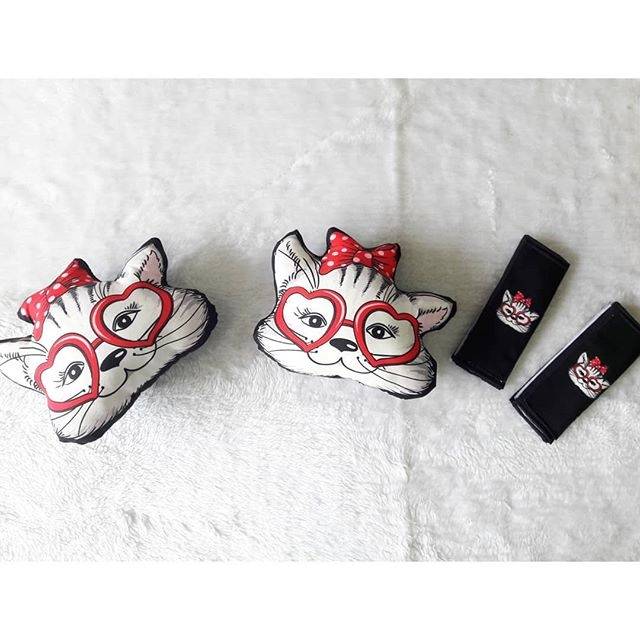 BANTAL MOBIL KUCING LUCU