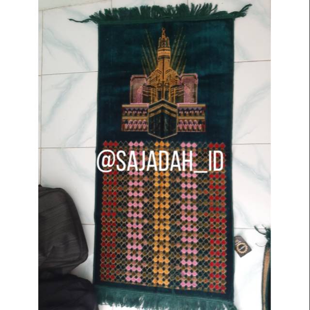 SAJADAH TURKI /  SAJADAH TURKI BULU / SEJADAH TEBAL / SAJADAH TEBAL / SAJADAH PREMIUM SAJADAH GROSIR