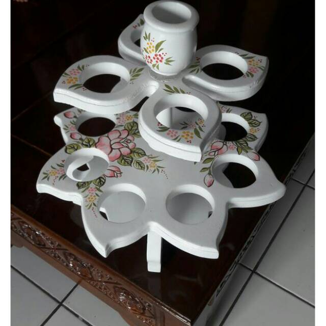 

Tempat aqua merak putih dan lukis