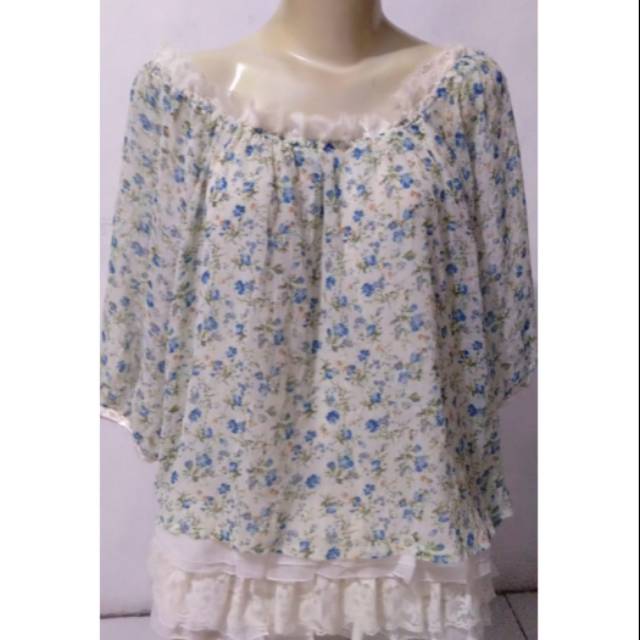 Baju wanita Blouse Sabrina bunga-bunga