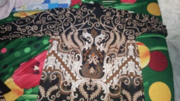 Promo Batik Couple Keluarga Sarimbit Sania Ruffle Batik Ori Ndoro Jowi Motif Mahkota Putih