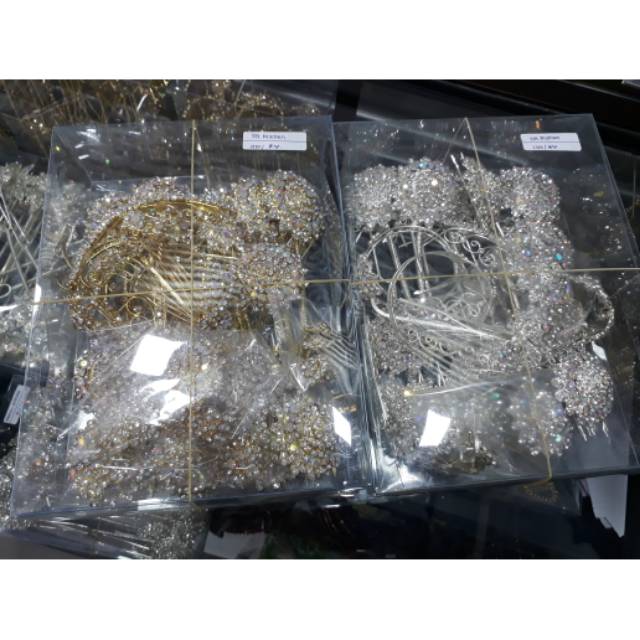 Set Pengantin Solo Putri