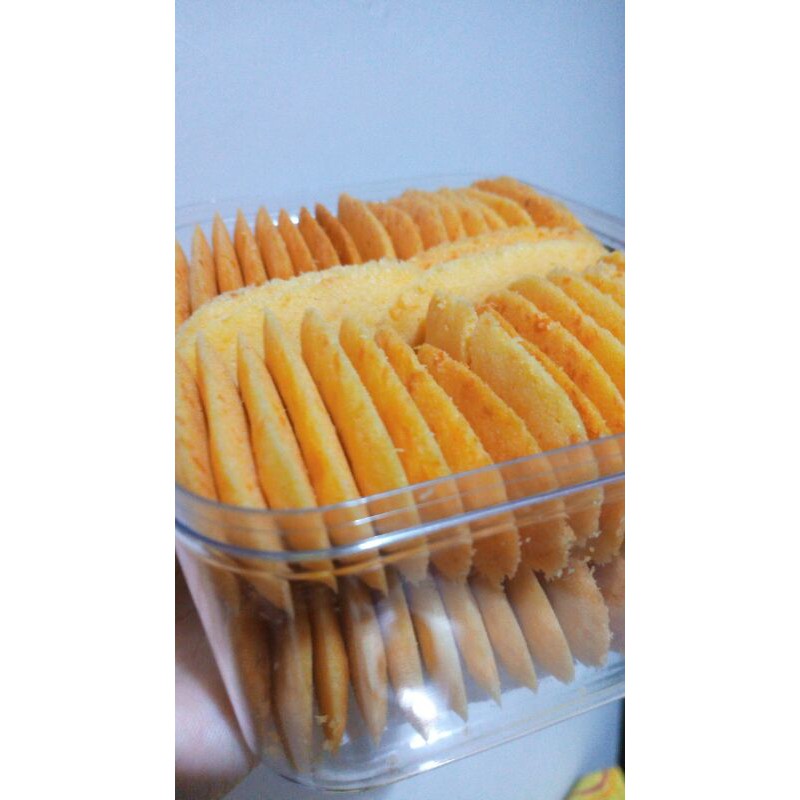 

KUE LIDAH KUCING KEJU EDAM PREMIUM