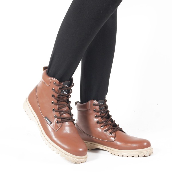 Sepatu Boots Fashion Wanita V 5272 Brand Varka Sepatu Casual Wanita Trendi Berkualitas Warna Coklat