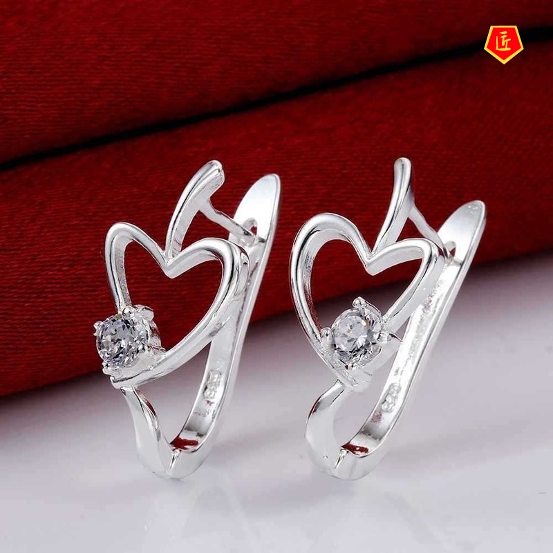 [Ready Stock]Fashion Hollowed-out Heart-Shaped Earrings