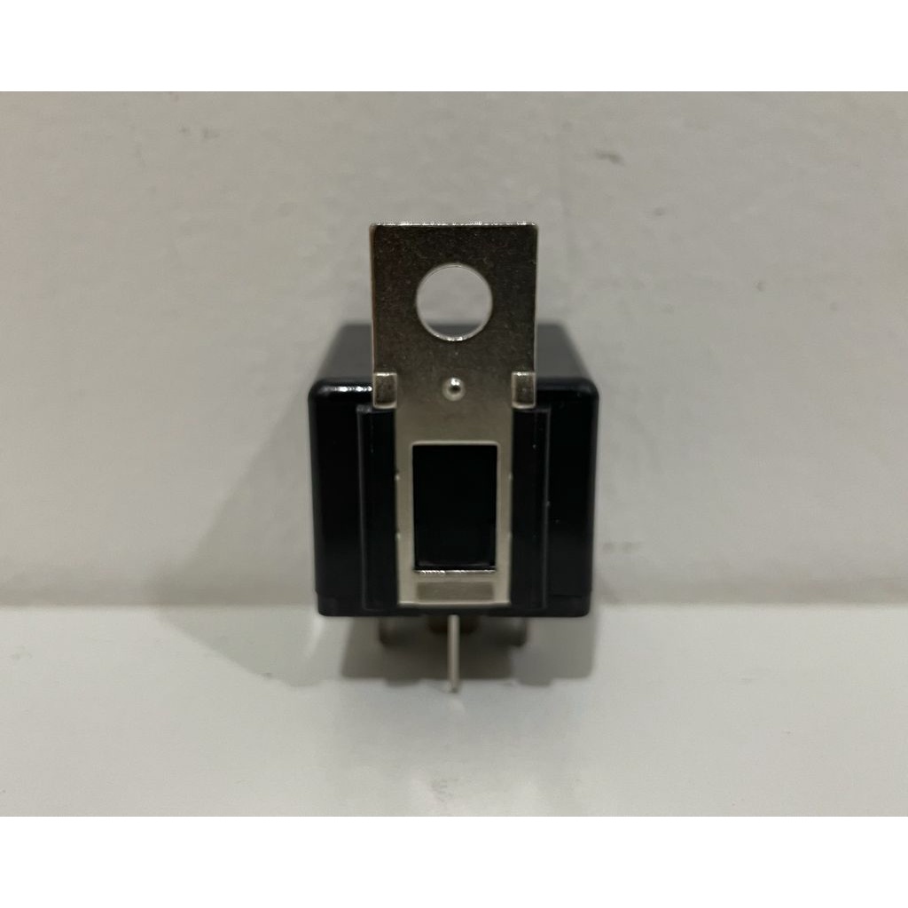 Relay Mobil 5 pin 12V 40A Relay Mobil 5 Kaki 12 Volt HKE Asli CMA31-C