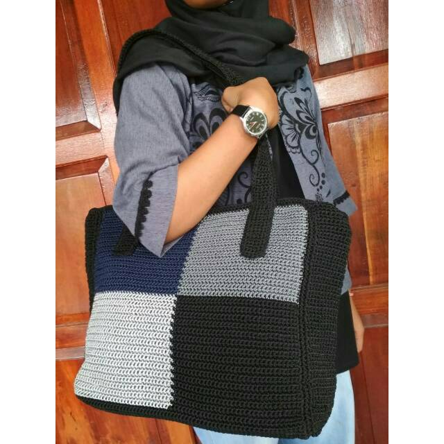 Tas selempang full rajut motif catur