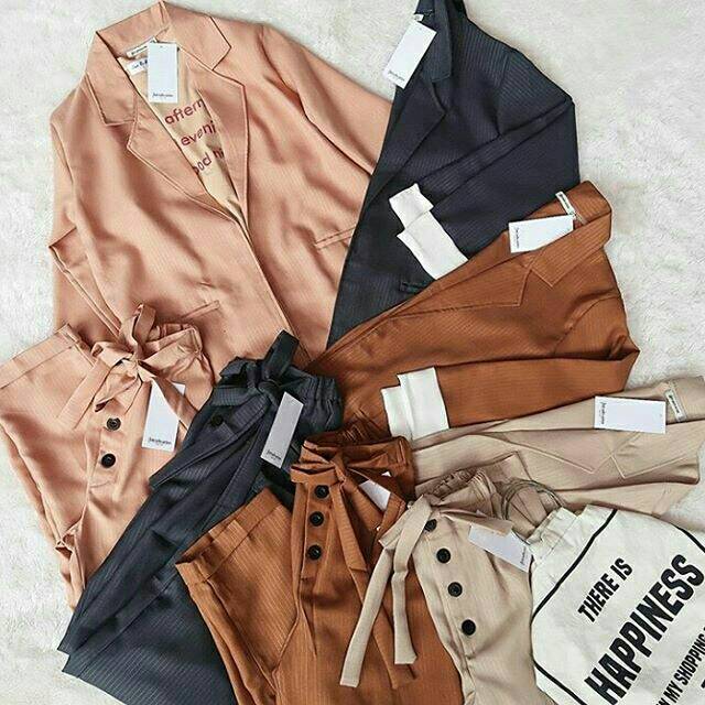 ARSHY BLAZER STRADIVARIUS