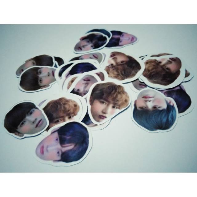PAKET MURAH TXT stickers Boys Head Fanart