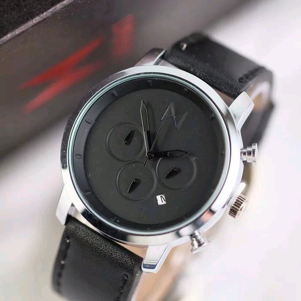 Dijual Jam Tangan MVMT Chrono Black White Murah