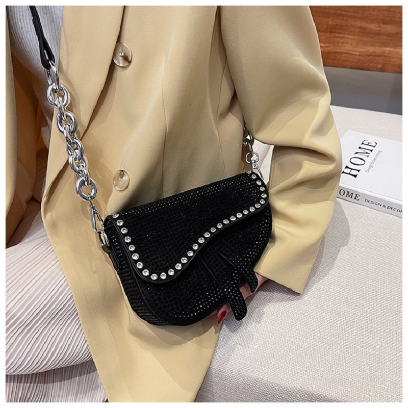 TASHAPPY LT2091 Tas SELEMPANG Wanita Saddle Bag Modis Ada Talpan  model korea supplier tas import CR7831 BQ3551