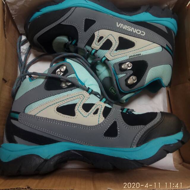 Sepatu gunung wanita consina alpine uk 40
