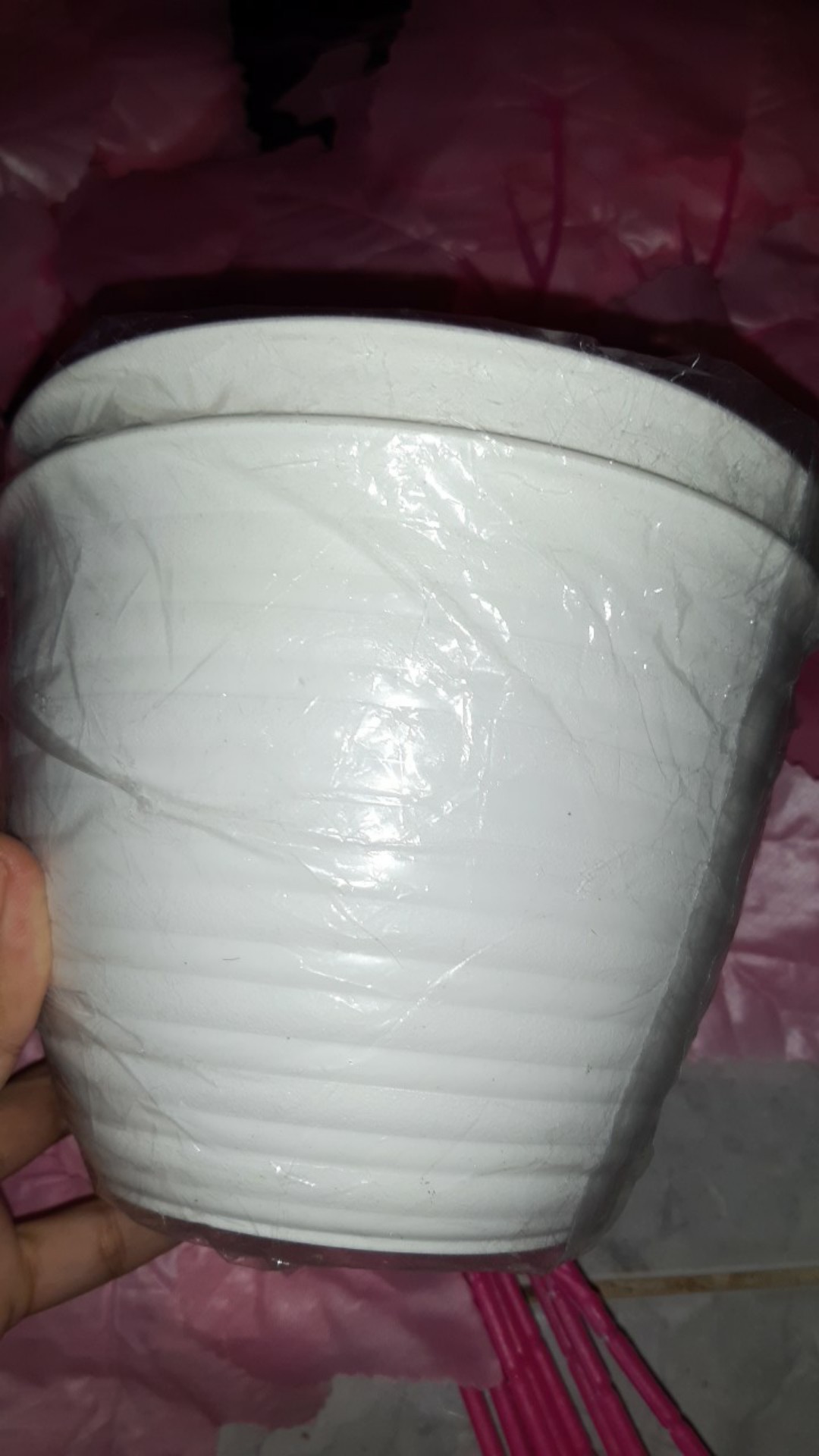 Pot Tawon 15 Cm Plastik
