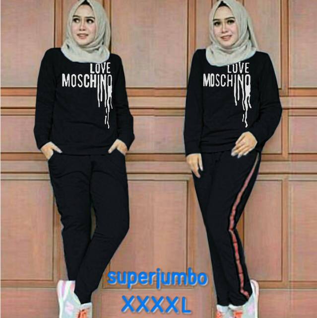 Set mochi SUPER JUMBO, baju senam, training olahraga, training wanita, motif moschino,training jumbo