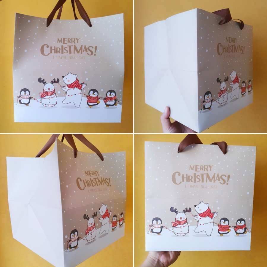 

(5pcs) paperbag hampers edisi natal goodie bag motif polar bear paper bag merry christmas size 27x27x27 cm