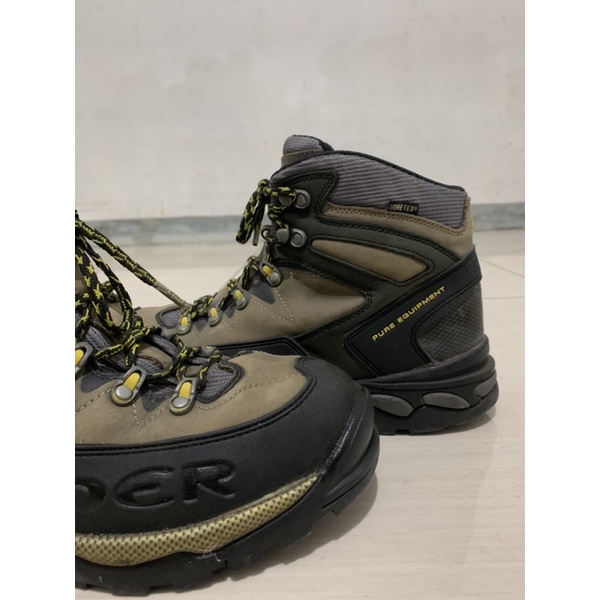 sepatu goretex Eider