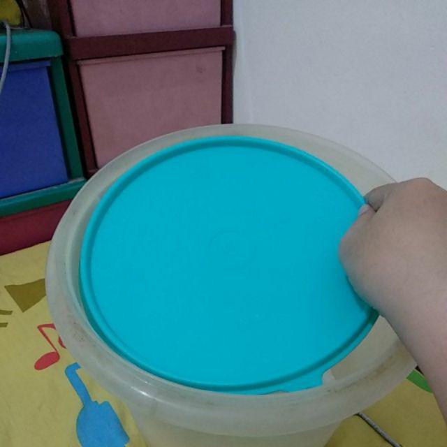 Seal Giant Canister Blue (1 Pcs) Tutup Toples  Tupwr