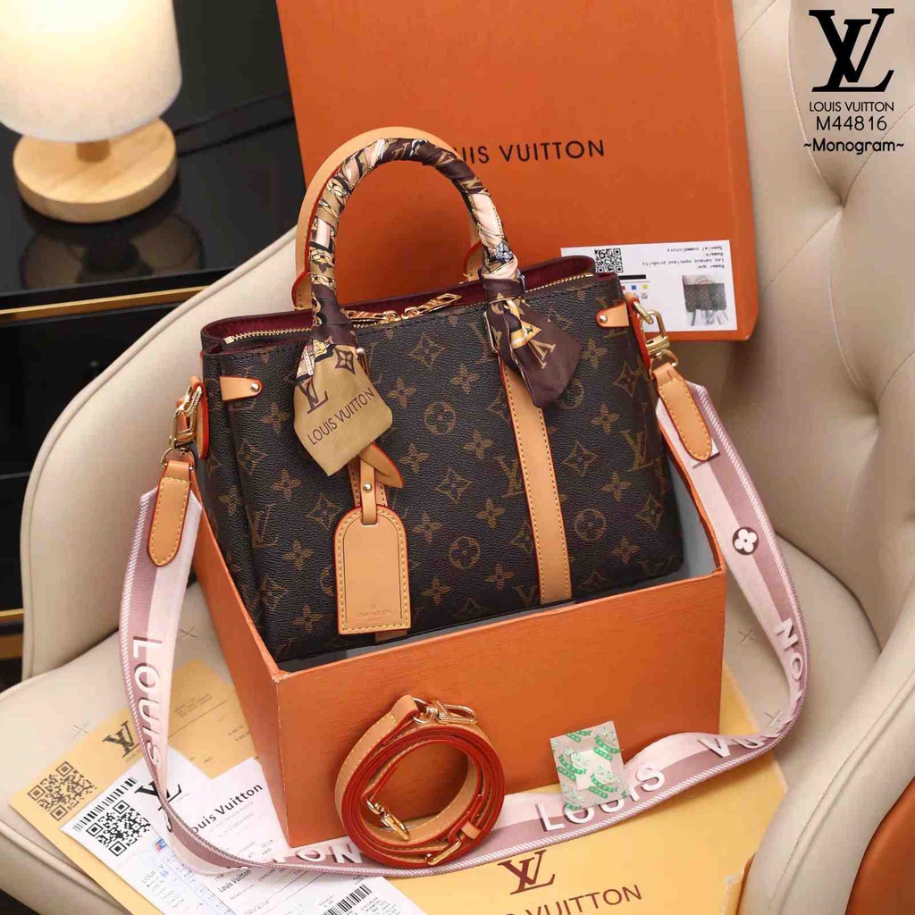 New Arrival Best Seller Hot Item VL Soufflot MM Bag M44816#