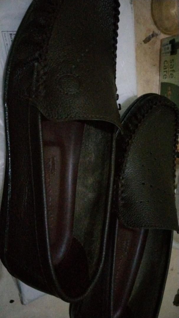 Sepatu Kerja Wanita Kulit Asli Flat