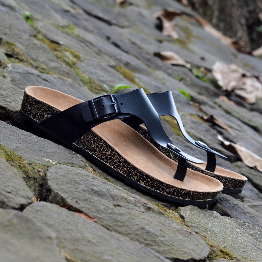 PREMIUM Sendal Kulit Pria Sandal Pria Cowok Slop Jepit Casual Keren Laki Laki Kekinian Terbaru 2021