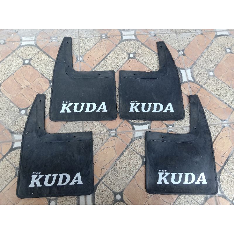 karpet kepet lumpur roda mudguard Mitsubishi kuda set 4pc