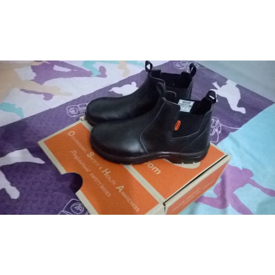 Sepatu Safety (dr. Osha Principal Ankle Boot 2222)