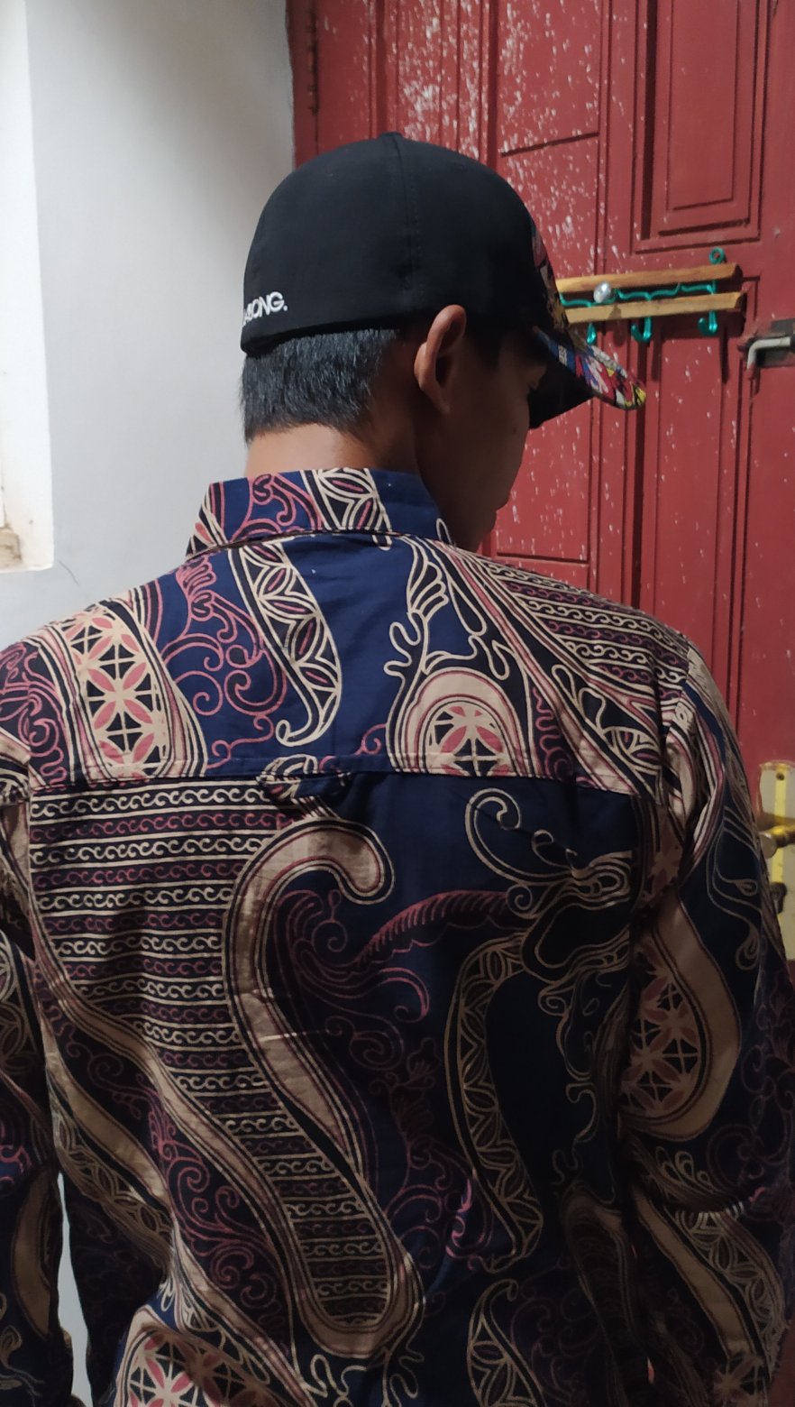 Kemeja Batik Pria Slimfit Lengan Panjan Masa Kini [banyu Langit]