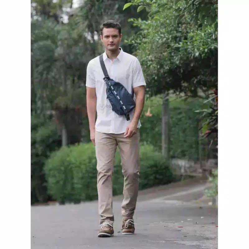 Tas Selempang Westlink USB Waterproof Original