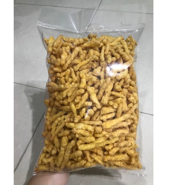 

CHEETOS JAGUNG BAKAR 500 GRAM TWIST CORN TWIS TWIS CHITOS CITOS SNACKY MEDAN